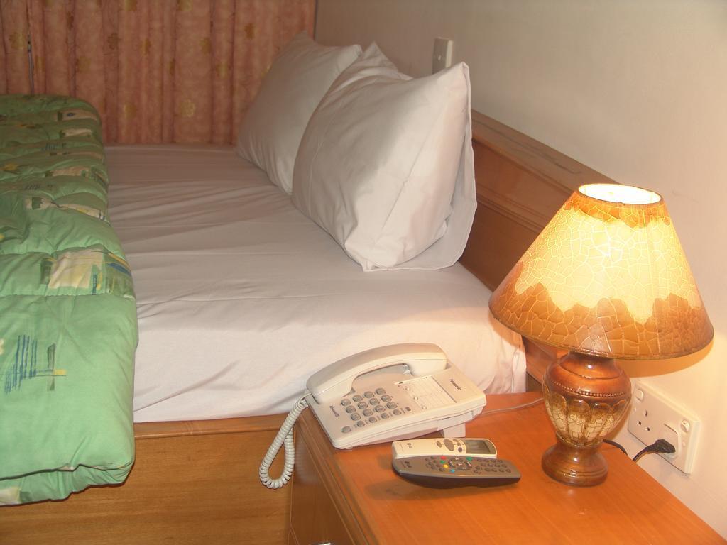 Eastgate Hotel Acra Quarto foto
